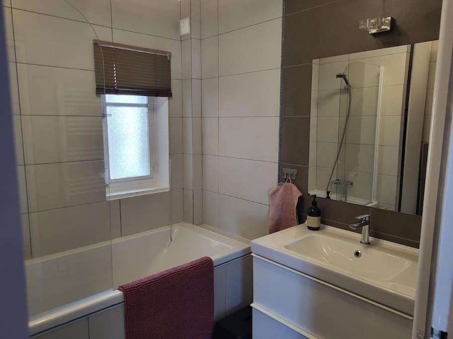 Appartement Vue Mer A 100 M De La Plage Ault Exteriér fotografie