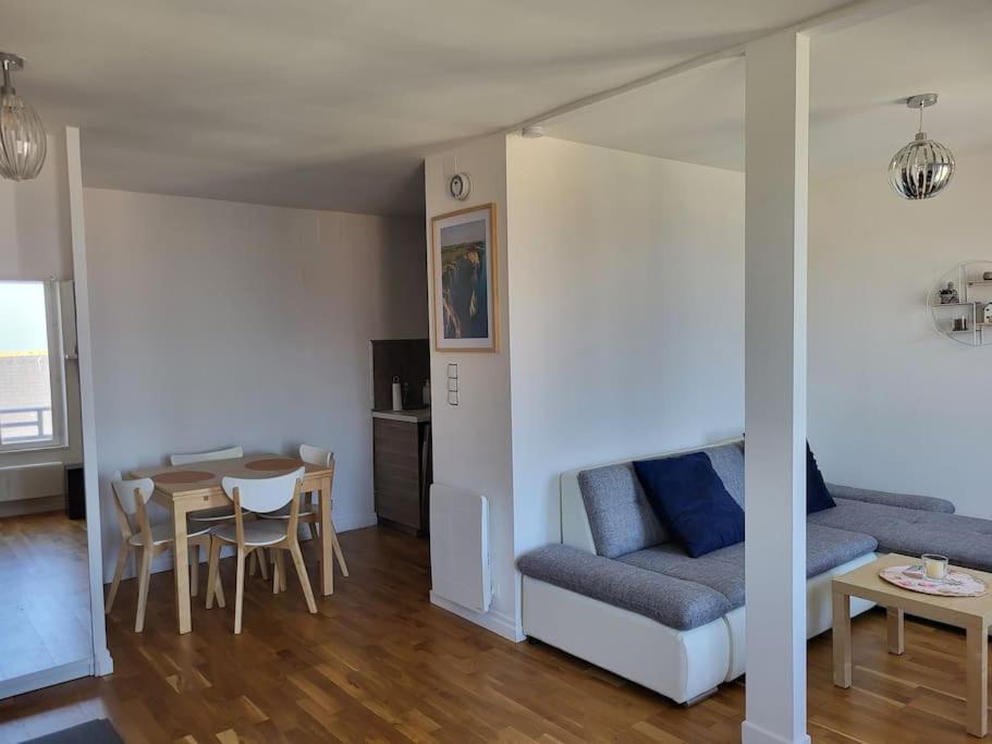 Appartement Vue Mer A 100 M De La Plage Ault Exteriér fotografie